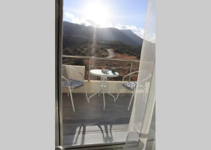 360° View Suites Tan